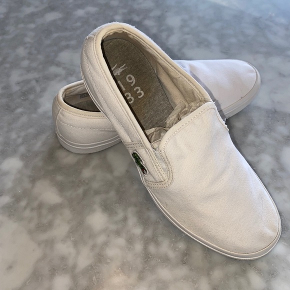 Lacoste White Sneaker - Picture 2 of 5